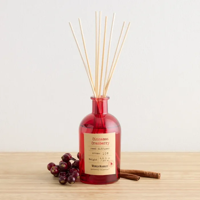Apothecary Cinnamon Cranberry Reed Diffuser