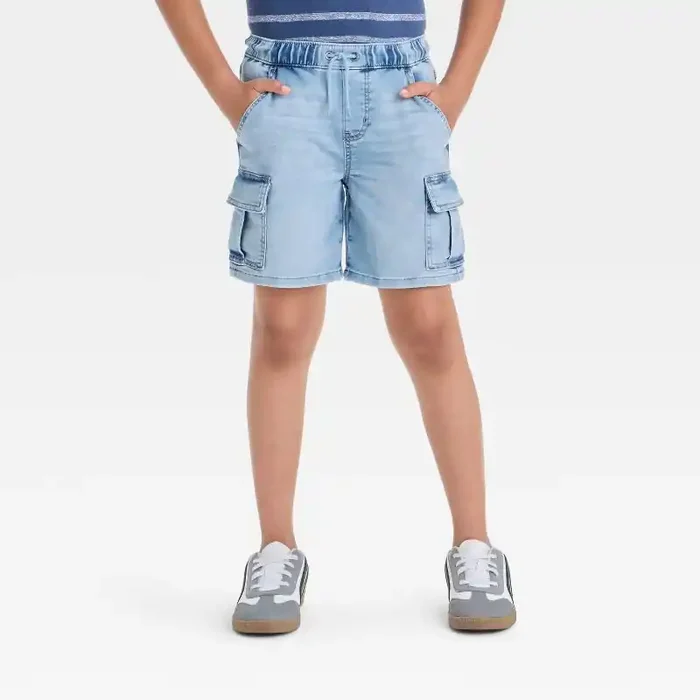 Boys‘ ‘At the Knee‘ Pull-On Cargo Denim Shorts – Cat & Jack™ Light Wash L Cotton, Midweight, Relaxed Fit, Elastic Waistband