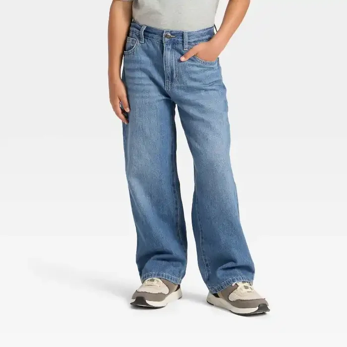 Boys‘ Baggy Jeans – Cat & Jack™ Medium Wash 12