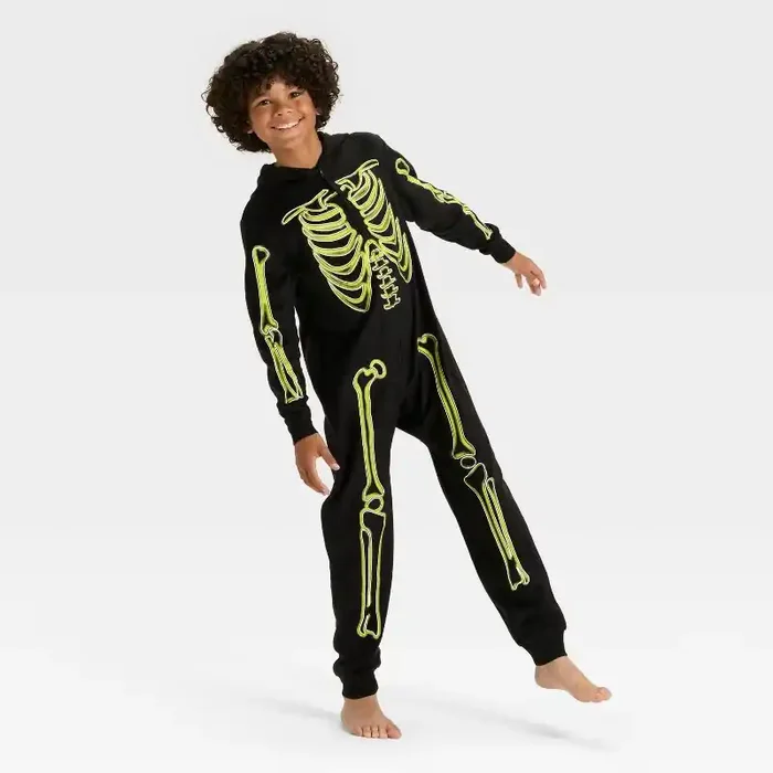 Boys‘ Halloween Skeleton Union Suit – Cat & Jack™ Black L