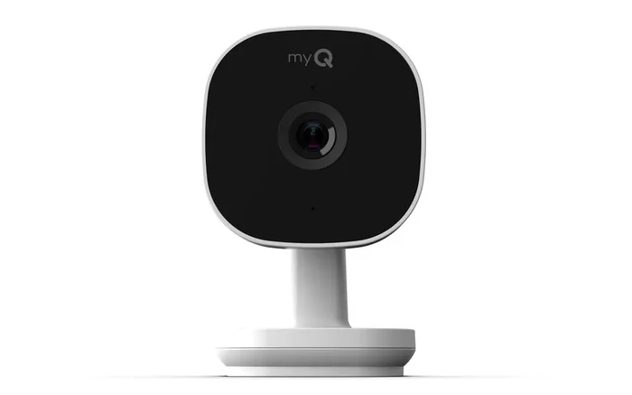 Chamberlain myQ Indoor/Outdoor 1-Camera Plug-in Garage Security Camera System