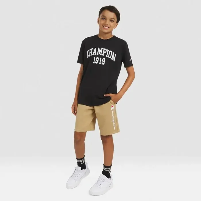 Champion Boys‘ Oversized Graphic T-Shirt – Black M