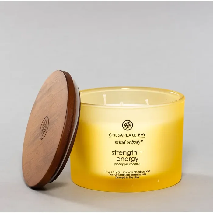 Chesapeake Bay Candle Mind & Body Collection Strength + Energy Pineapple Coconut