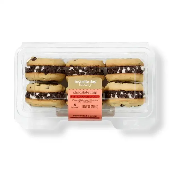 Chocolate Chip Soft Sandwich Cookies – 7.5oz/6ct – Favorite Day™