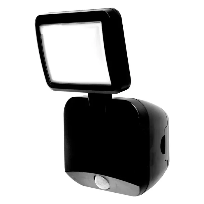 Energizer 120 -Degree 20 -Wattage Equivalent Battery-operated LED Black Matte 1 -Head Motion-Activated Flood Light 400 -Lumen
