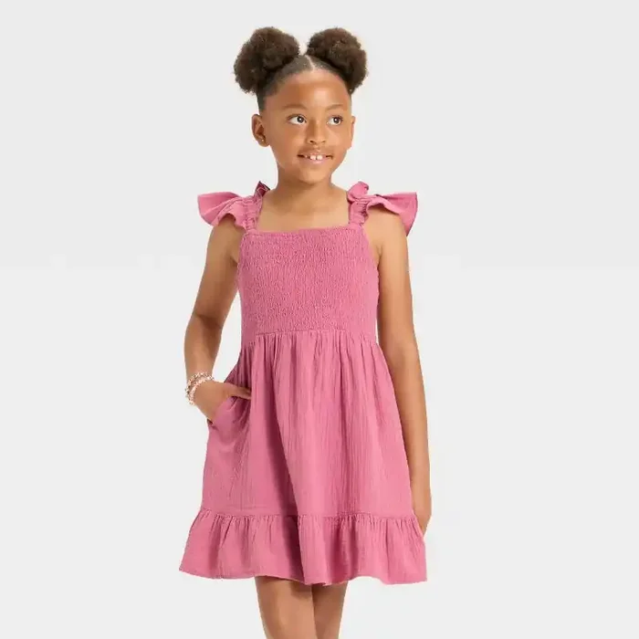 Girls‘ Sleeveless Solid Woven Dress – Cat & Jack™ Rose Pink M