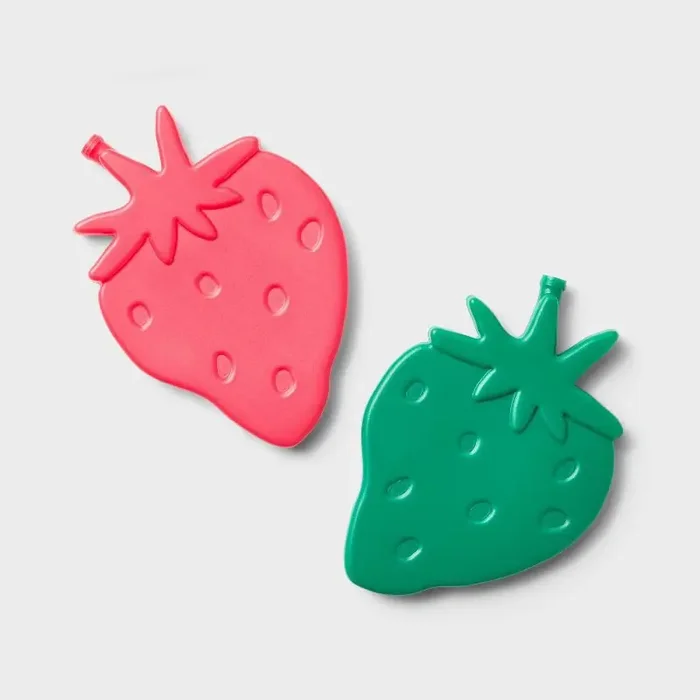 Ice Refreezable Ice Pack – Cat & Jack™ Strawberry BPA-Free Novelty Lunchbox Pack