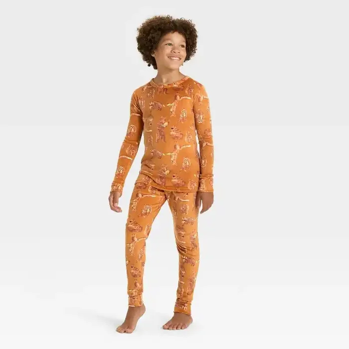 Kids‘ Long Sleeve Snuggly Soft Pajama Set – Cat & Jack™ Brown 14
