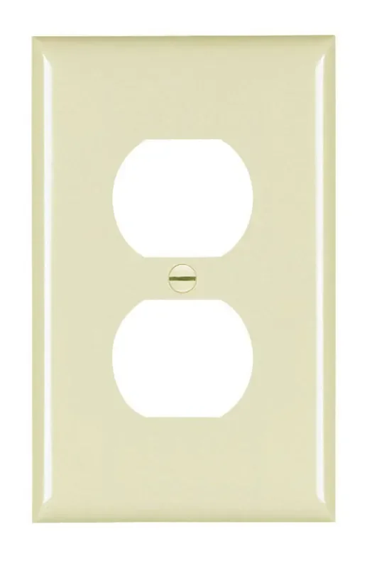 Legrand Pass & Seymour® TradeMaster® Jumbo 1-Gang Nylon Wall Plate 1 Duplex Receptacle Opening