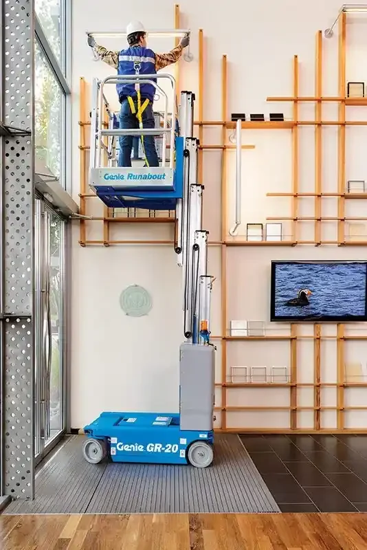 Lift, 20‘ Self-Propelled Single Manlift