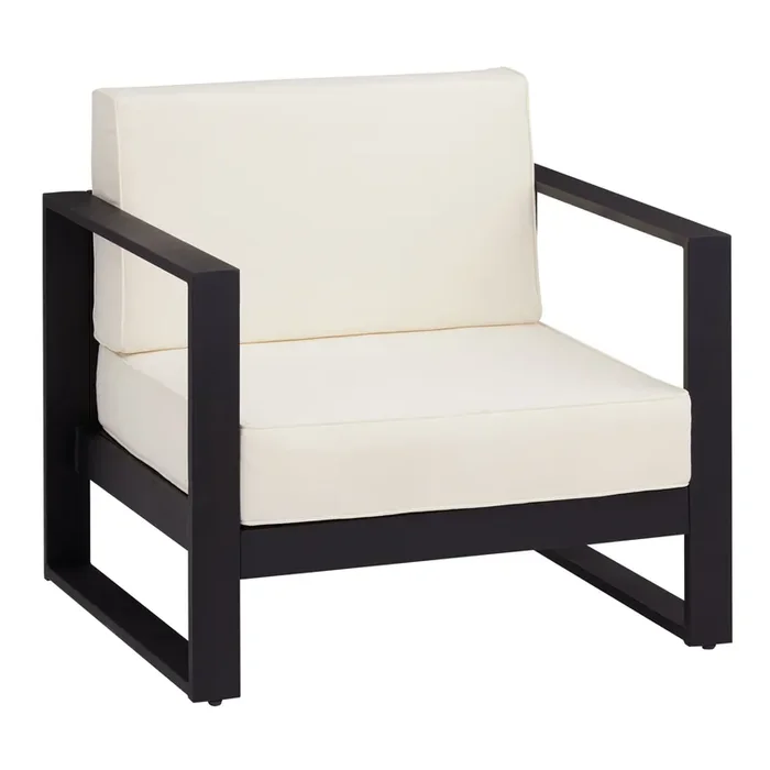 Segovia Black Metal Outdoor Chair