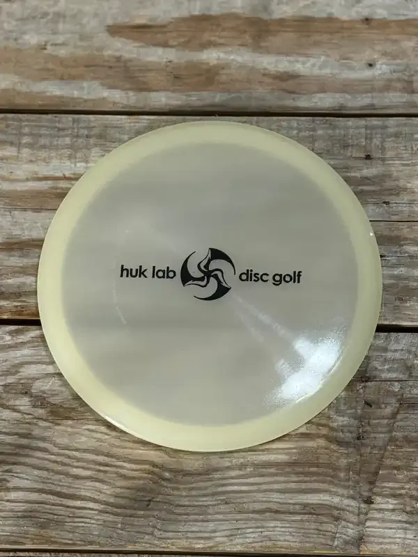 Vip Moonshine Pine – Huk Bar